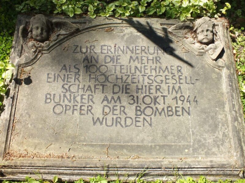 Cologne: Melaten Cemetery Life, Love and Death Tour - FAQ