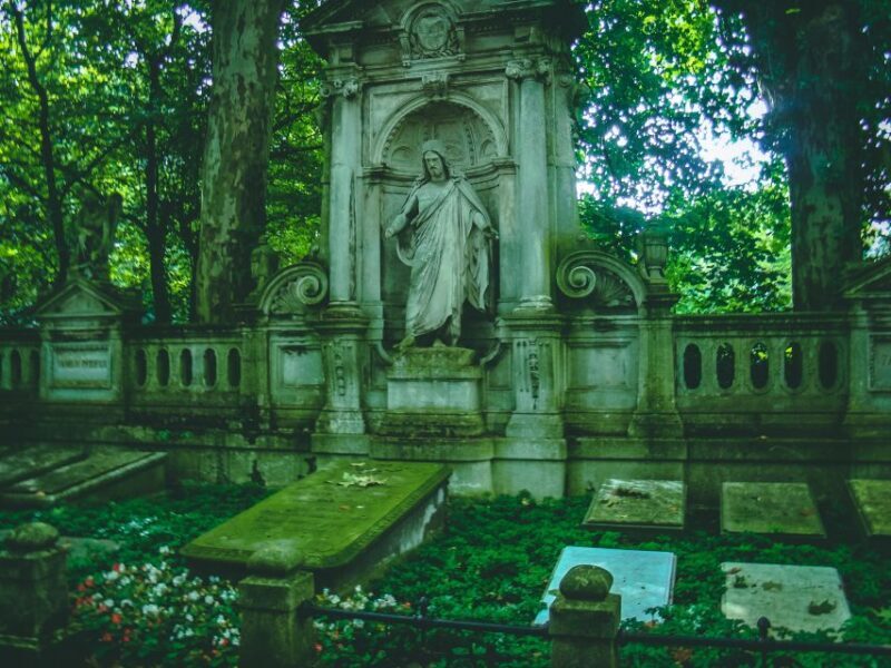 Cologne: Melaten Cemetery with Old Town Private Tour - Practical Details & Why They Matter