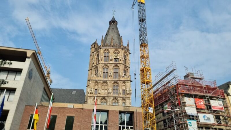 Cologne: Old City Guided Walking Tour - Why This Tour Works