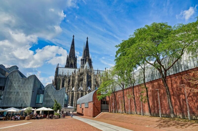 Cologne: Old Town Highlights Private Walking Tour - The Sum Up