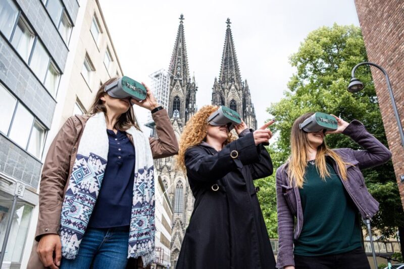 Cologne: Old Town Virtual Reality Walking Tour - What To Expect During Your Tour