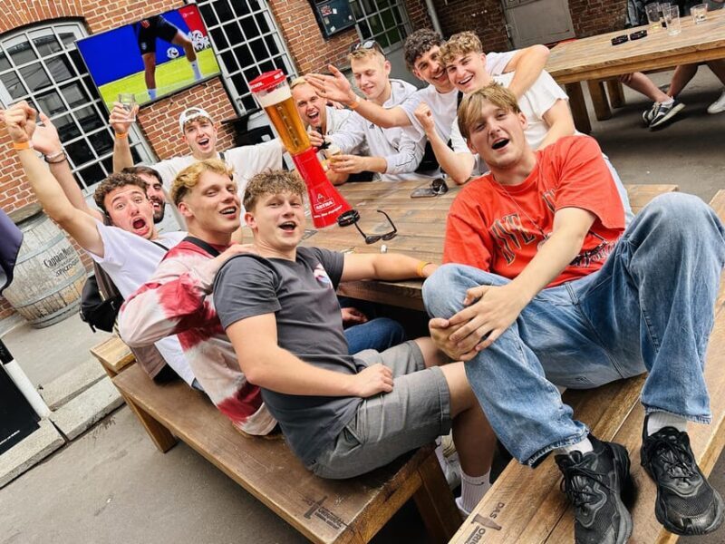 Cologne: Private pub crawl with insider guide & free shots - What Makes This Tour Stand Out?