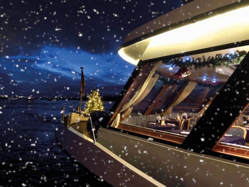 Cologne: Rhine River Winter Cruise with Festive Music - The Music and Drinks