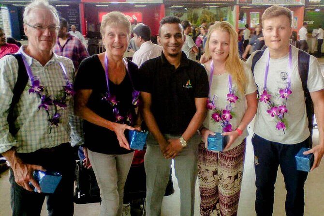 Colombo Airport (CMB) to Colombo City Private Transfer - Key Points