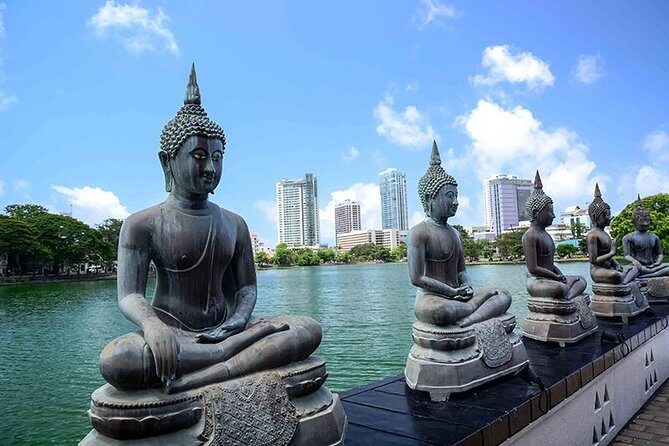 Colombo City Drive by Bookingmart Holidays Pvt Ltd - Key Points