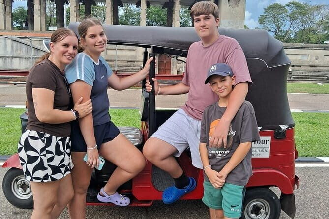 Colombo: City Sightseeing Tour by Tuk-Tuk with Pickup & Drop - Frequently Asked Questions