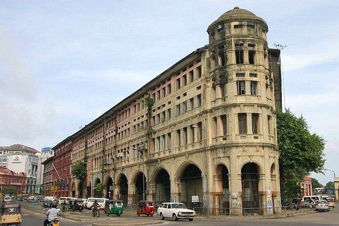 Colombo City Tour by Tuk Tuk ( Economical ) - The Sum Up