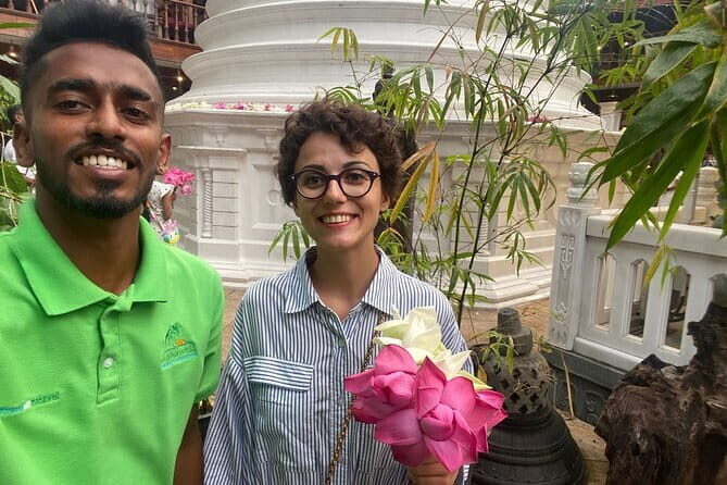 Colombo City Tour With Mahaweli - An Authentic Look at Colombo: A Deep Dive into the Tour Experience