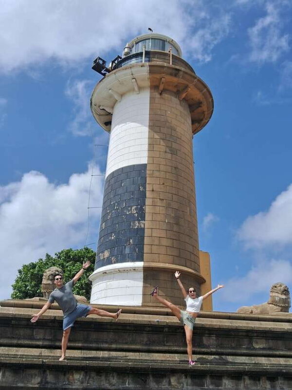 Colombo: Local Guide with Colombo City Tour by Tuk Tuk - FAQ