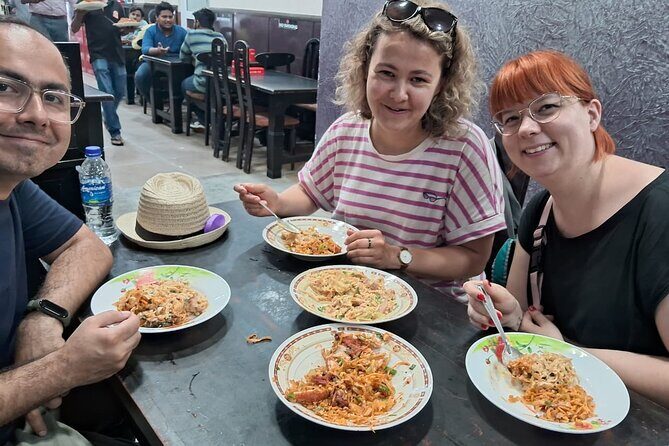 Colombo local Street Food Tour &City Tour by TukTuk All Included - Key Points