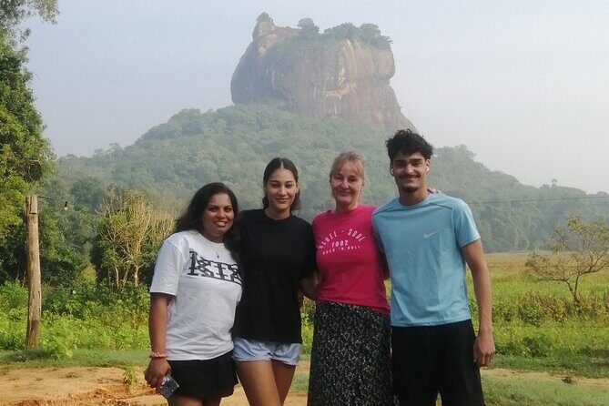 Colombo , Negombo to Trincomalee Transfer and Safari - An In-Depth Look at the Colombo-Negombo to Trincomalee Transfer and Safari Tour