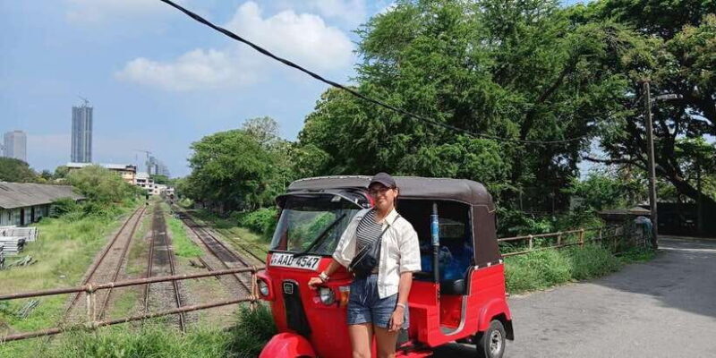 Colombo Private Guided City Tour by Tuk Tuk - All Inclusive - Key Points