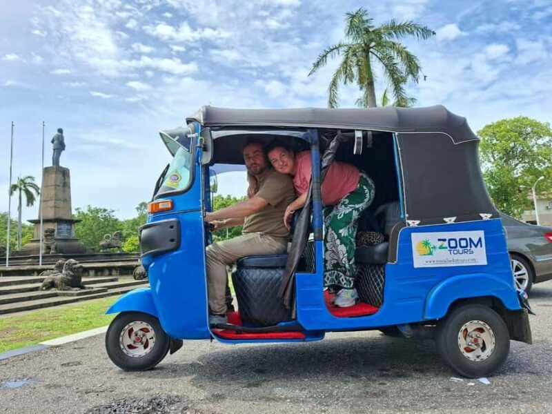 Colombo: Private Tuk-Tuk City Tour with Guide & All Tickets - Exploring the Highlights: A Detailed Look at the Itinerary