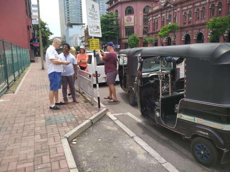 Colombo: Private Tuk Tuk City Tour with Hotel Pickup - Who Should Consider This Tour?