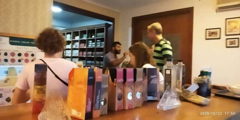 Colombo: Private Tuk Tuk City Tour with Local Food - The Sum Up