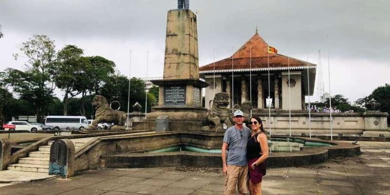 Colombo privet Day Tour and shopping - Authentic Experiences and Hidden Gems