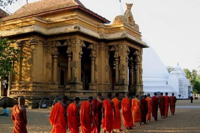 Colombo Shore Excursion to Panoramic Colombo with Kelaniya Temple - FAQ