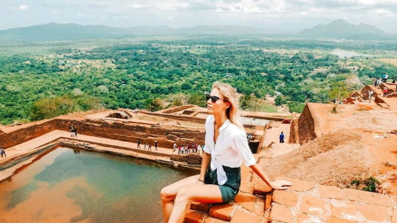 Colombo: Sigiriya, Dambulla & Minneriya 2-Day Tour - FAQ