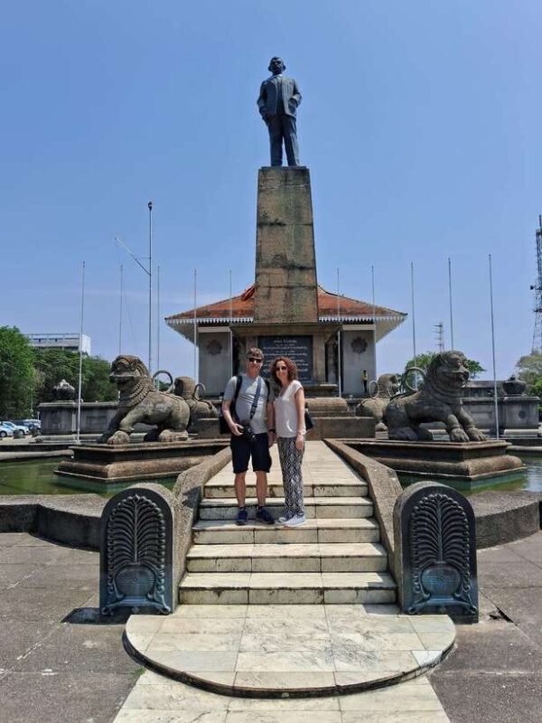 Colombo: Tuk Tuk City Tour with free Hotel Pickup & Drop-off - Key Points