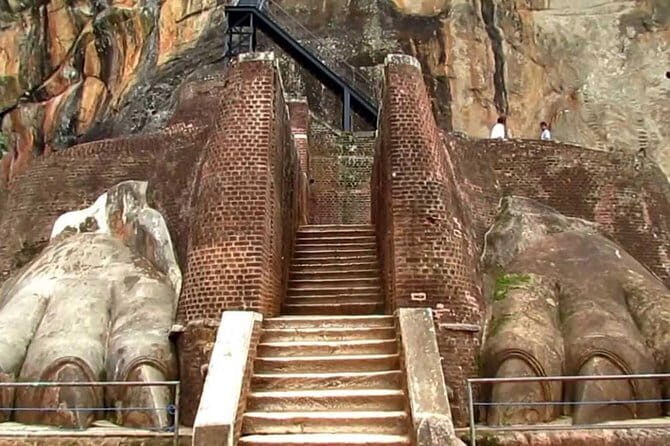 Colombo Walking Tour With Mark Forbs - Frequently Asked Questions