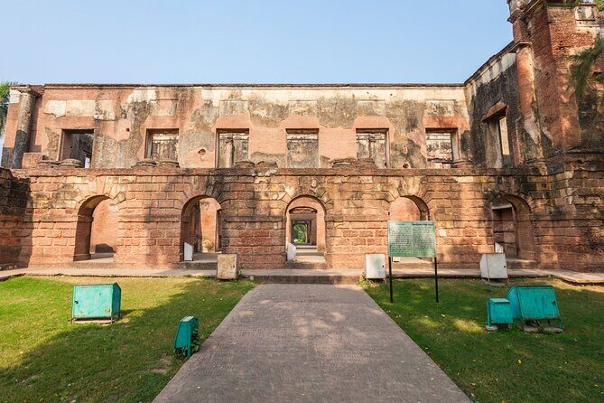 Colonial Walk of Lucknow (2 Hours Guided Walking Tour) - Key Points