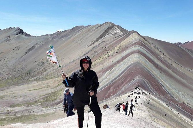 Colorful mountain adventure with a slightly steep hike - Key Points