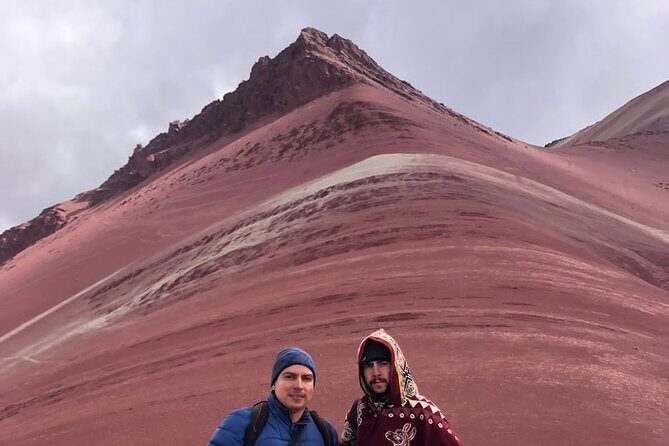 Colorful mountain adventure with a slightly steep hike - FAQ