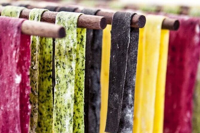 Colorful Pasta Workshop in Bologna with meal - Wrapping It Up