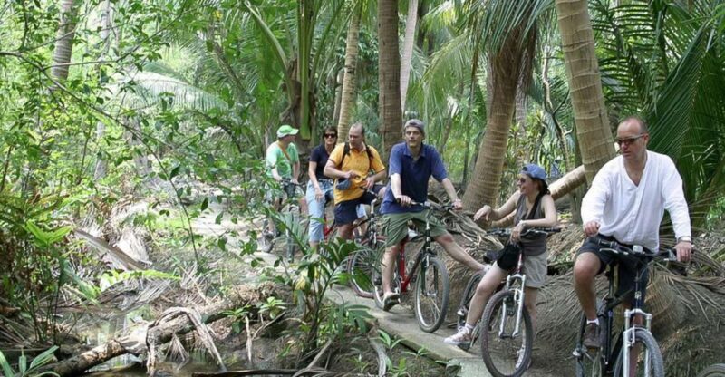 Colors Of Bangkok: 4-Hour Small Group Bike Tour - Exploring the Heart of Bangkok’s Green Lung