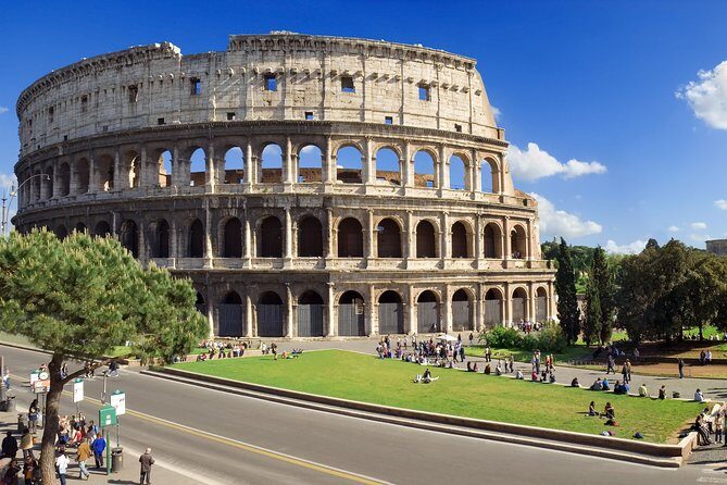 Colosseum and Ancient Rome Private Guided Tour - Exploring the Heart of Ancient Rome: A Detailed Look at the Tour