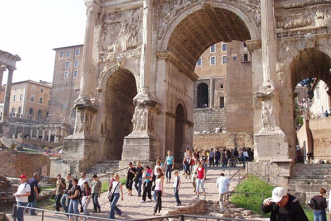 Colosseum Arena tour with Roman Forum and Cesar's Palace - The Value of This Tour