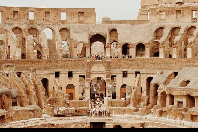 Colosseum: Express Small Group Tour with Top-Rated Guide - Key Points