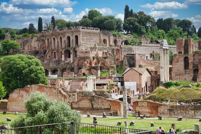 Colosseum Guided Tour and Ancient Rome - Discover Rome’s Ancient Marvels with a Guided Tour of the Colosseum and Roman Ruins