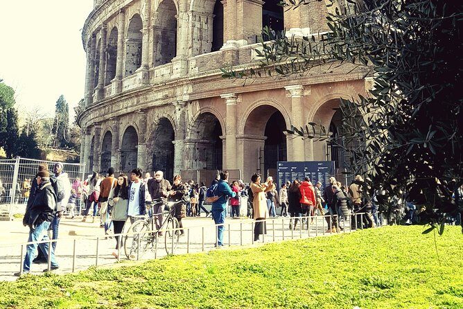 Colosseum guided tour with visit to the arena - The Practicalities: What You Need to Know