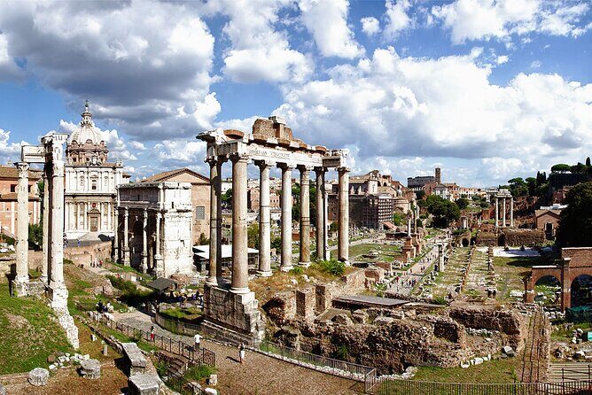 Colosseum, Roman Forum and Palatine Hills Tour - Key Points