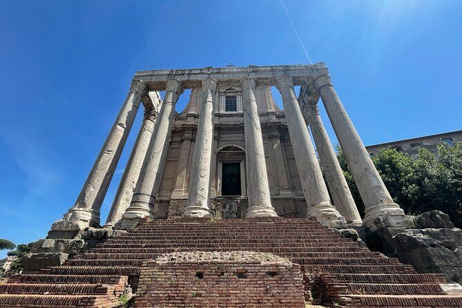Colosseum & Roman Forum Small Group Tour - Key Points