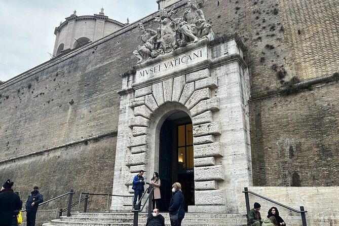 Colosseum with Arena and afternoon Vatican Museums Tour - FAQs