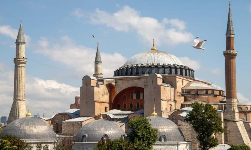 Combo: Hagia Sophia+Basilica Cistern Optional Topkapi Palace - Discovering Istanbul’s Treasures at Your Own Pace