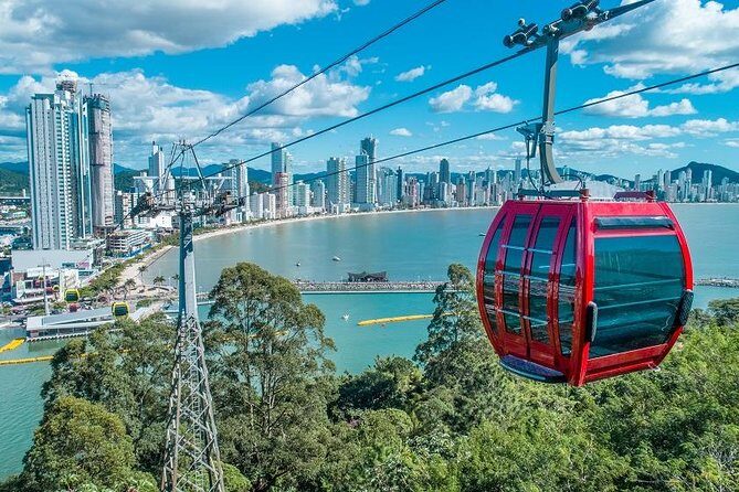 Combo Pirate Boat, Beach and Unipraias Park with transfers - A Detailed Guide to the Combo Tour