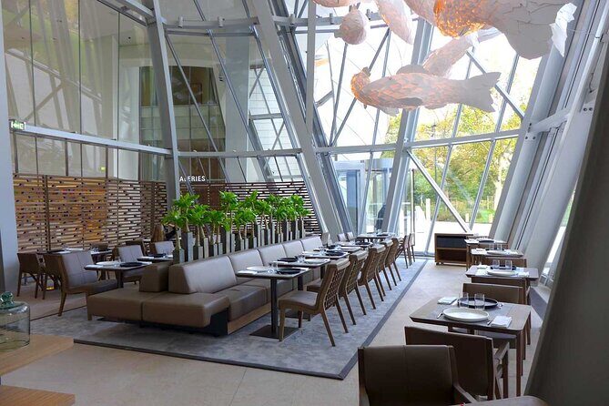 Combo: Side car Tour in Paris + Louis Vuitton Museum - Authentic Experiences and Authentic Insights