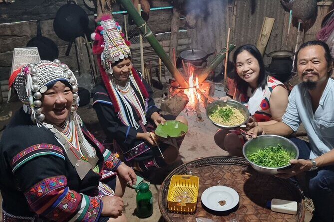 Come to Akha Village see Cooking eatting and dancing with Akha people - In-Depth Review of the Akha Village Tour