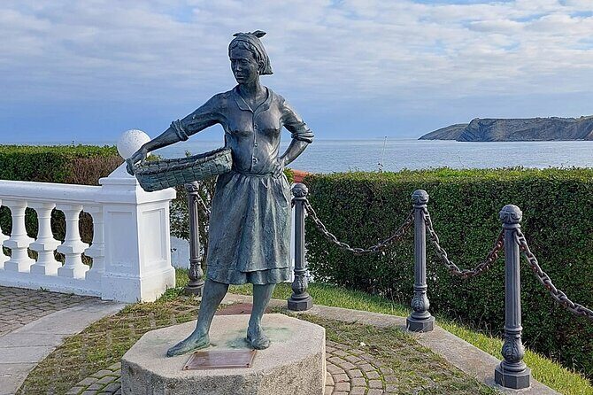 Comillas, Modernism & Gaudi with entrance tickets -small groups - FAQ