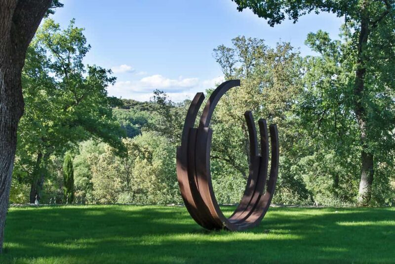 Commanderie de Peyrassol: Self-guided tour among art, vineyards, and forest - An Authentic Day in Provence: Exploring Peyrassol