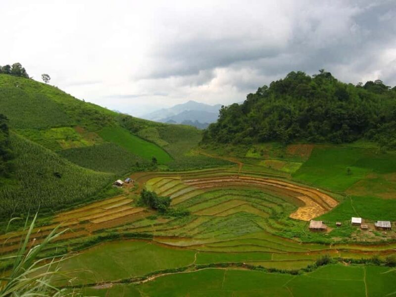 Community Tourism: Immersion in the Hmong village of Hua Tat, Departure from Hanoi - What Makes This Tour Stand Out?