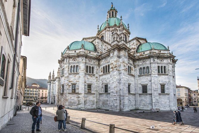 Como: 2-hour private walking tour - Detailed Breakdown of the Itinerary