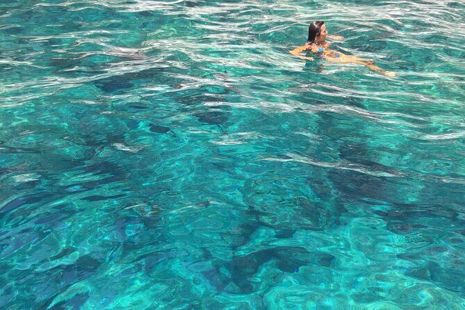 Complete Private Guided Two Hour Tour of the Coast of Capri - Who Should Book This Tour?
