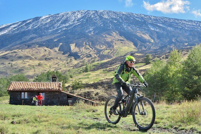 Complete tour of Etna by E-MTB - Key Points