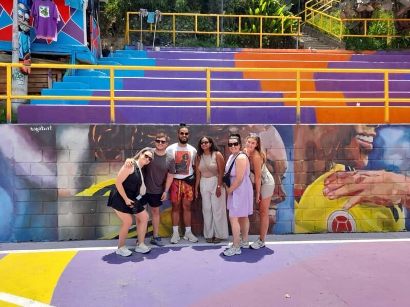 Comuna 13: Graffiti tour & Street Food/drink with telesferic - The Value of the Tour: What You Get for $14