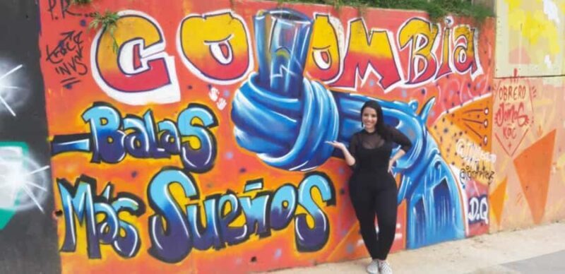 Comuna 13 Neighborhood & Street Art Private Tour - A Deep Dive into the Tour Experience