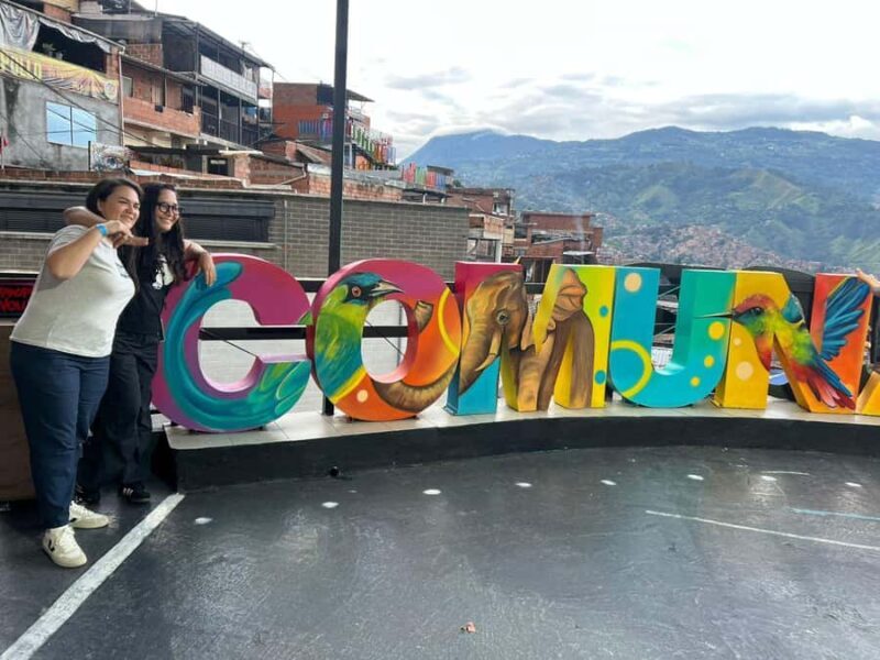Comuna 13: the vibrant and artistic treasure of Medellin - The value of this experience
